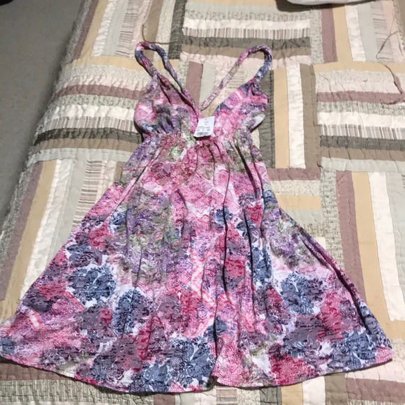 🔆Cute Dress/Coverup 🏊♂️ - Picture 1 of 4